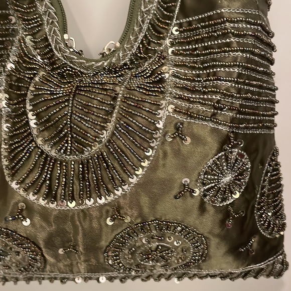 NWOT: moss green beaded and sequin shoulder bag - Picture 3 of 13